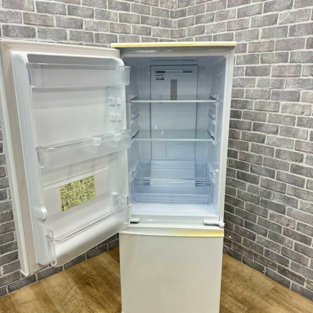 SHARP 冷蔵庫 2ドア 167L SJ-C17B-W 2016年製