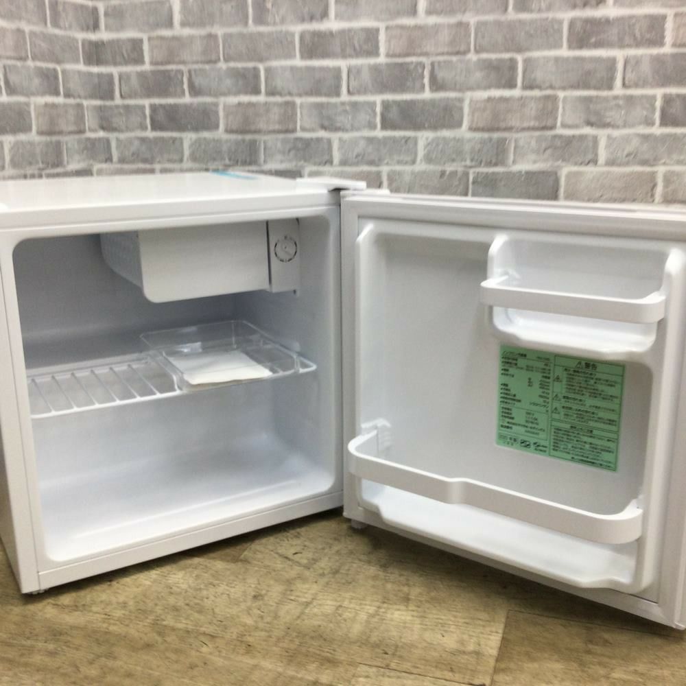 ヤマダセレクト・ヤマダ電機 冷蔵庫 1ドア 45L 右開き YRZ-C05L 2023年製