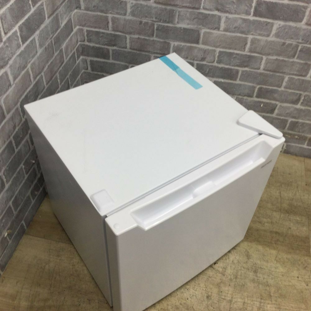 ヤマダセレクト・ヤマダ電機 冷蔵庫 1ドア 45L 右開き YRZ-C05L 2023年製