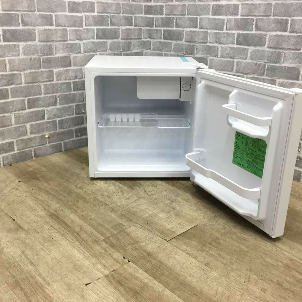 ヤマダセレクト・ヤマダ電機 冷蔵庫 1ドア 46L 右開き YRZ-C05H1 2023年製