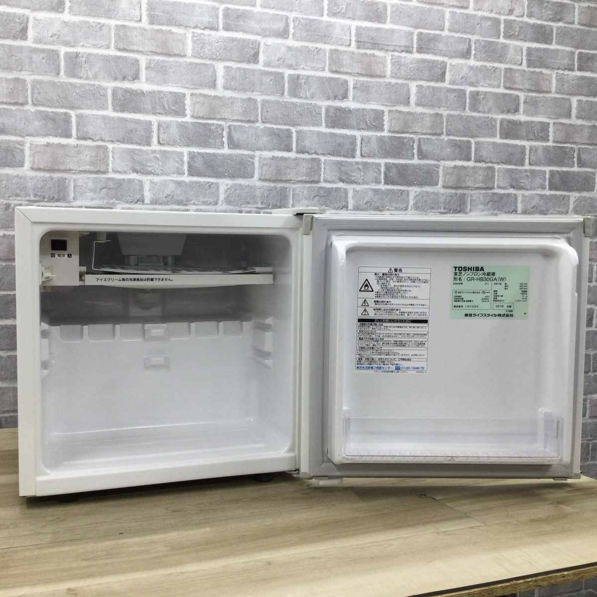 東芝 冷蔵庫 1ドア 27L 右開き GR-HB30GA-W 2018年製