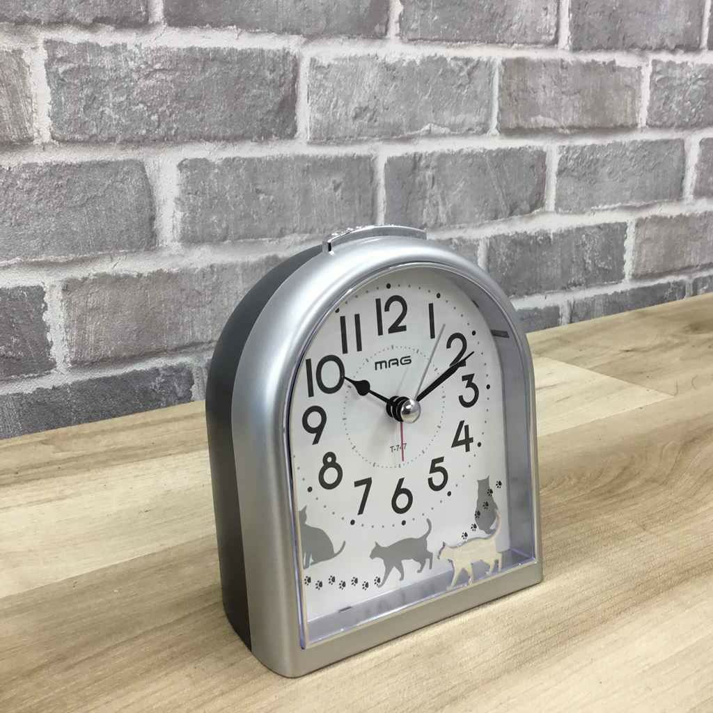 目覚まし時計 MAG