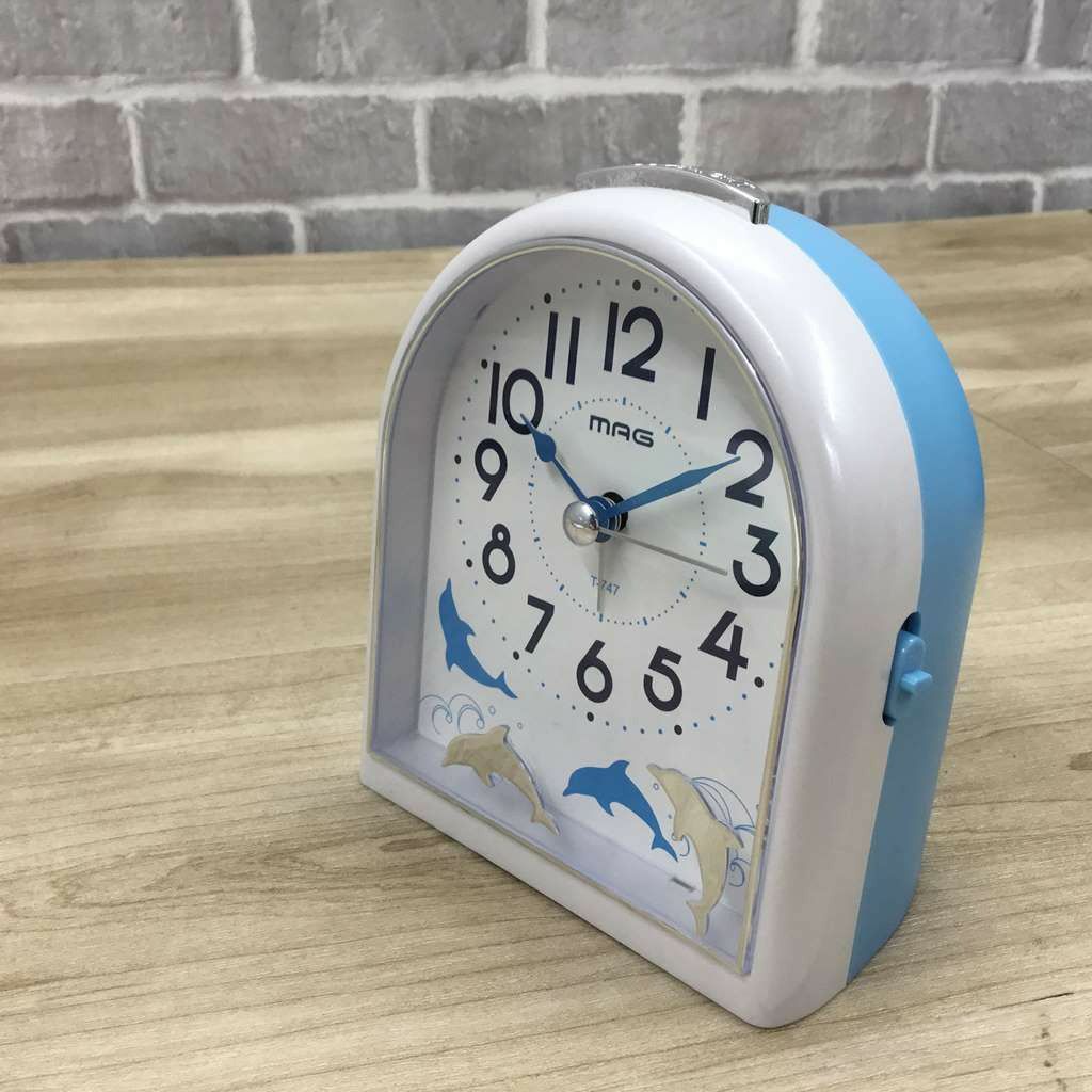 目覚まし時計 MAG