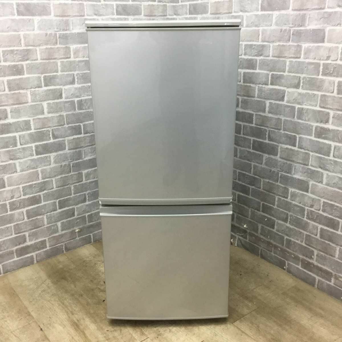 SHARP 冷蔵庫 2ドア 137L つけかえどっちもドア 2016年製