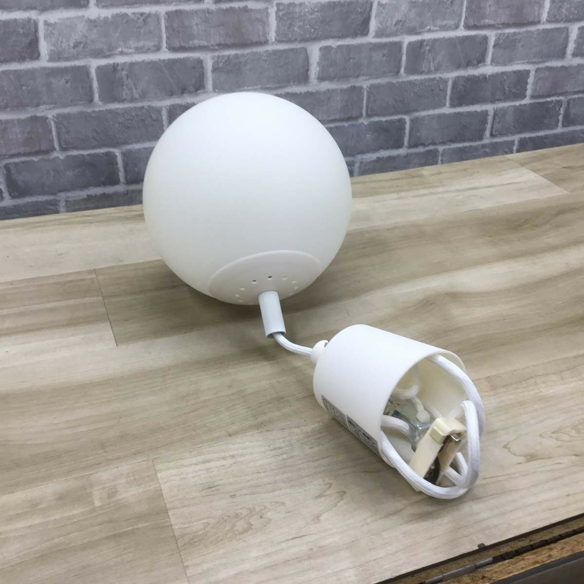 ニトリ ペンダントライト ボール型