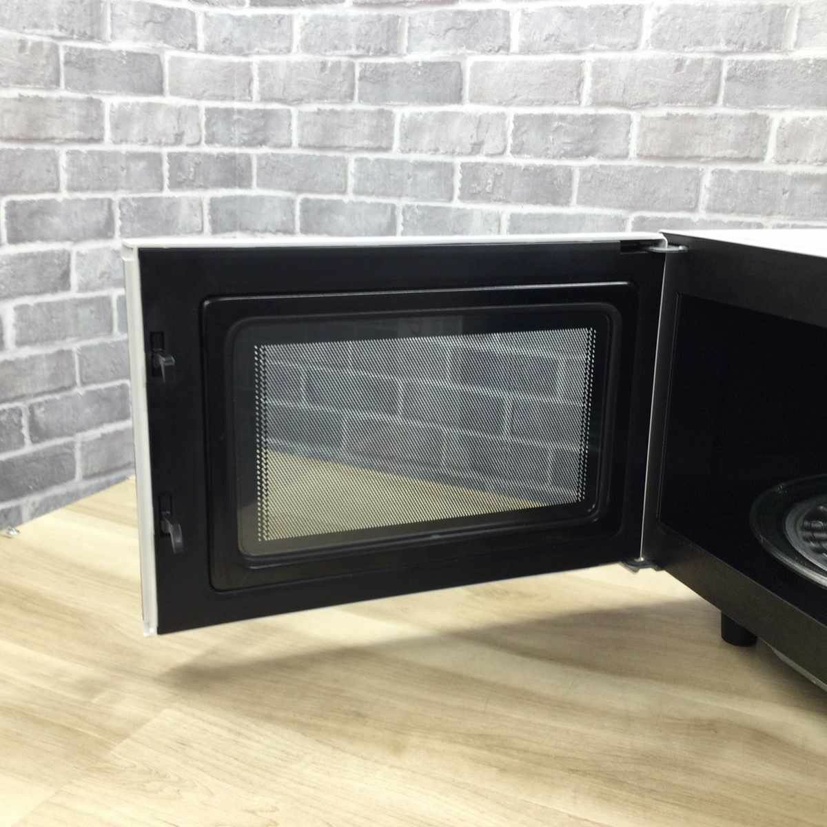 シャープ オーブンレンジ 500W 15L ホワイト RE-S50A-W 2018年製