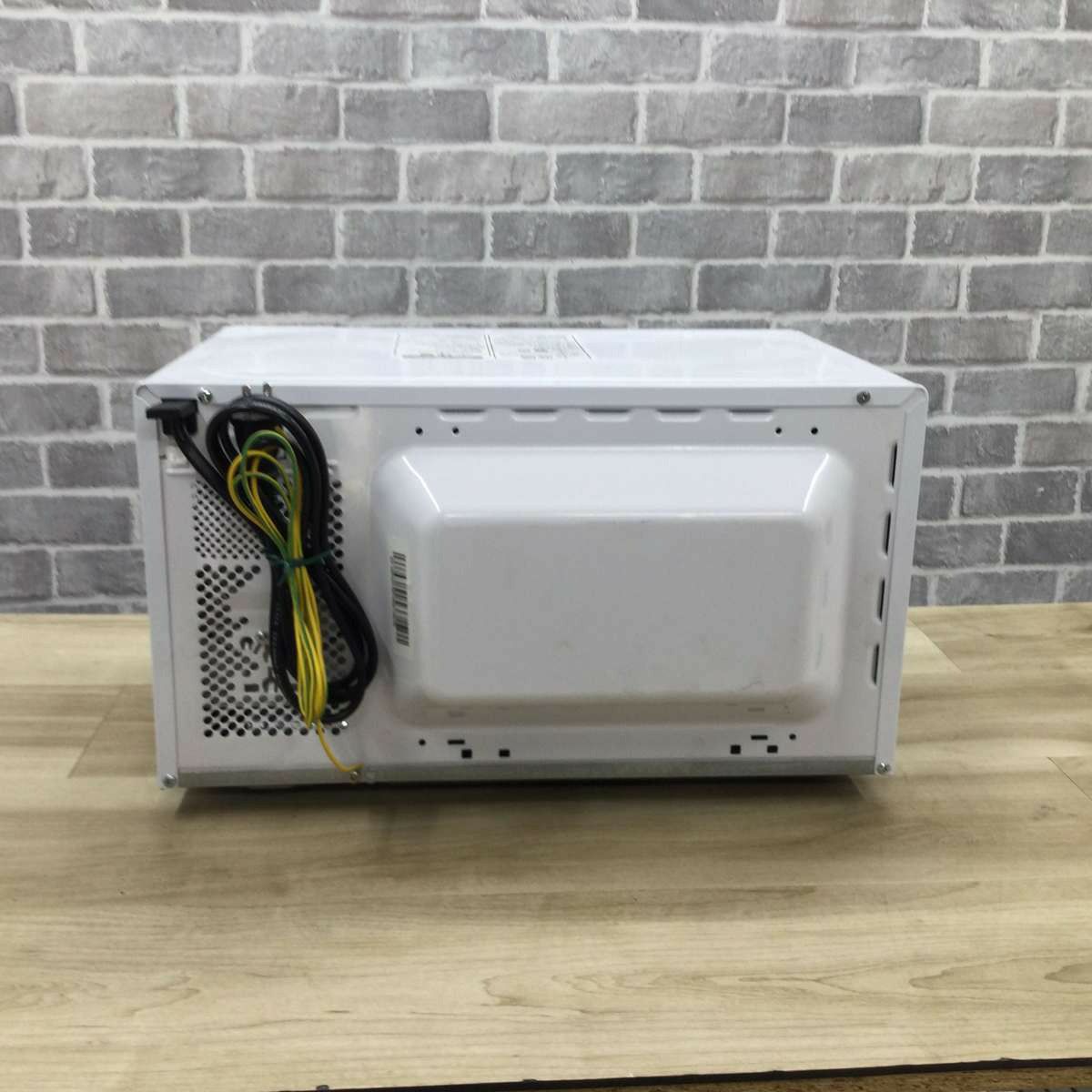 東芝 電子レンジ 700W 17L 50hz 東日本専用 ホワイト MFM-S17A-50HZ(W) 2019年製