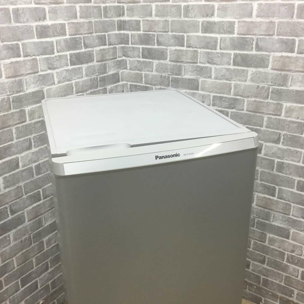 パナソニック 冷蔵庫 2ドア 138L 右開き シルバー NR-B149W-S 2017年製