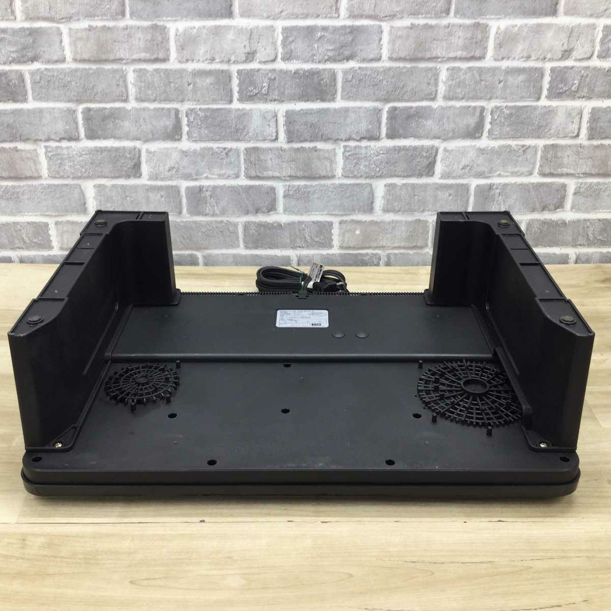 アイリスオーヤマ IHクッキングヒーター 1400W 2口 脚付 ブラック IHK-W1S-B 2018年製