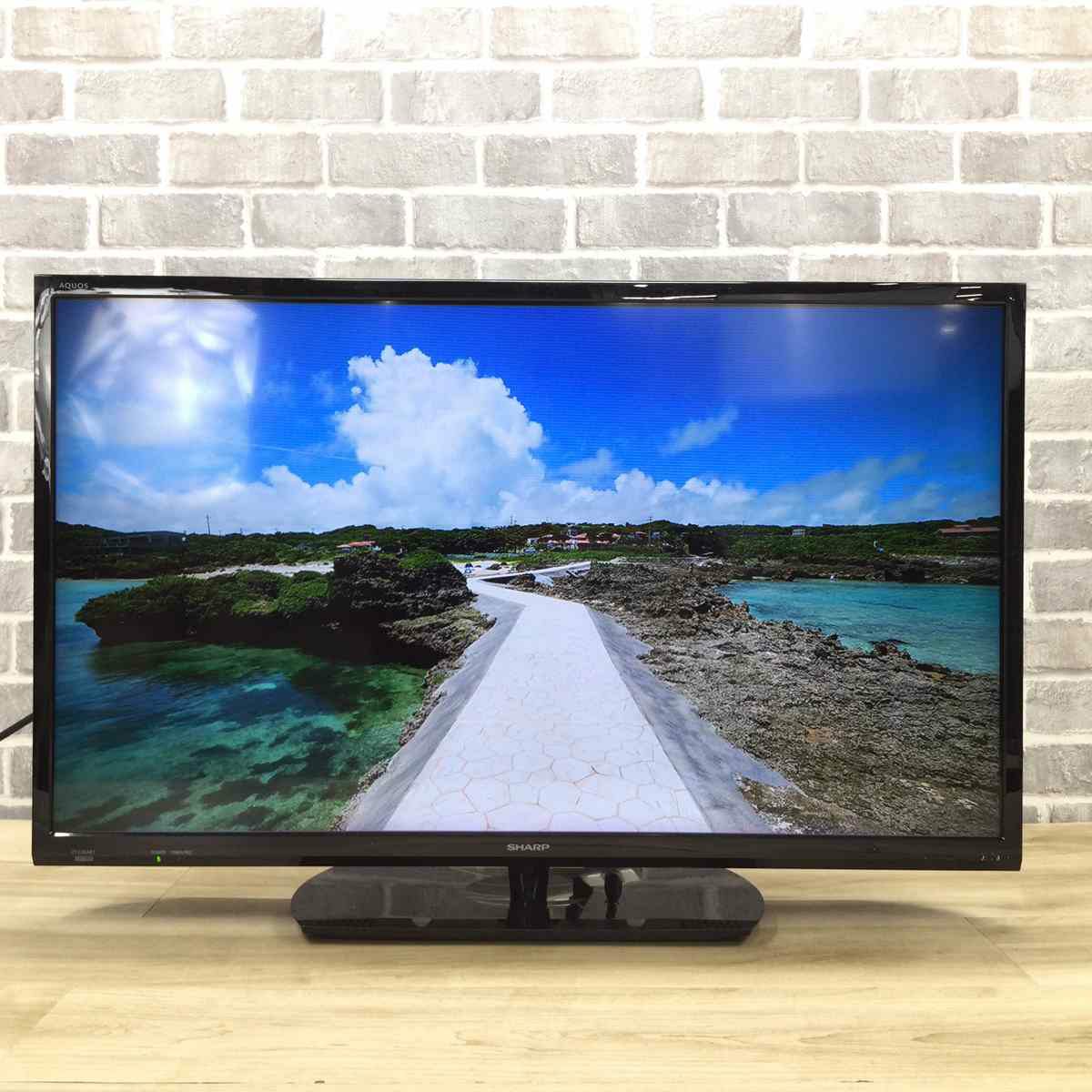 シャープ AQUOS 液晶テレビ 32V型 2チューナー ブラック 2T-C32AE1 2019年製