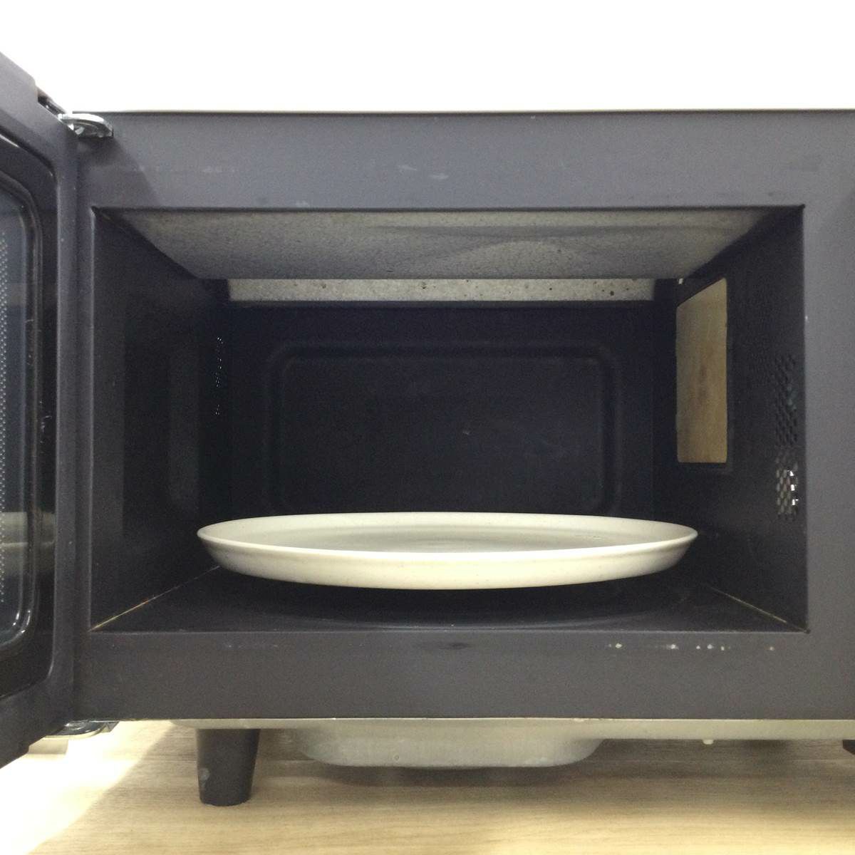 シャープ オーブンレンジ 500W 15L ホワイト RE-S5E-W 2016年製