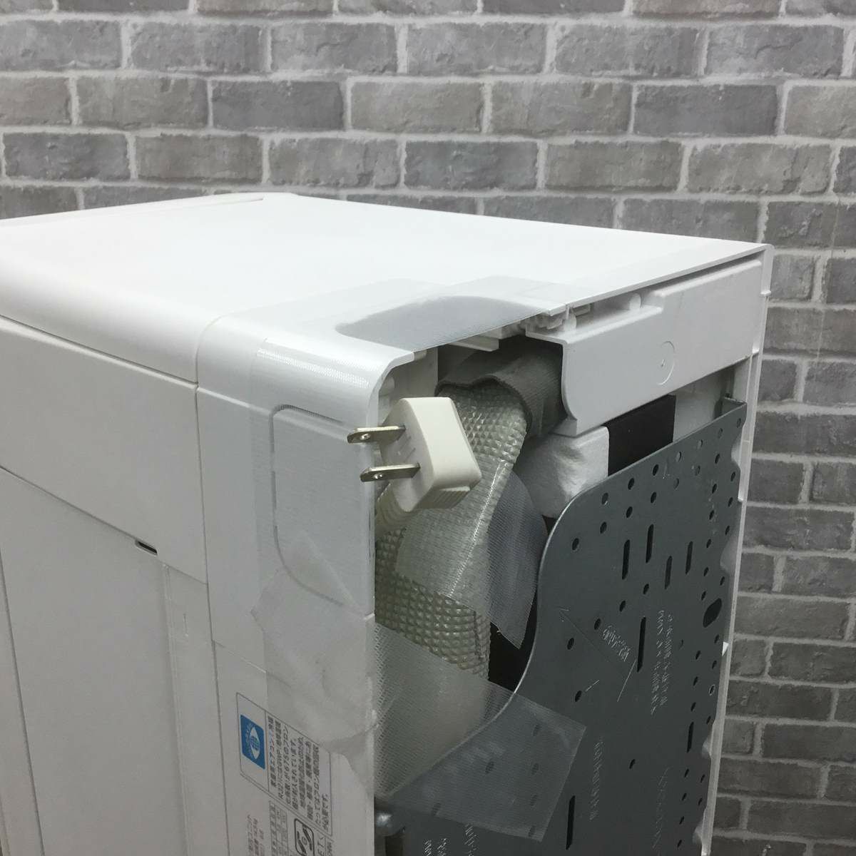 富士通 エアコン 2.2kw ノクリア 人感センサー・自動お掃除機能搭載  ホワイト AS-M22H-W 2018年製