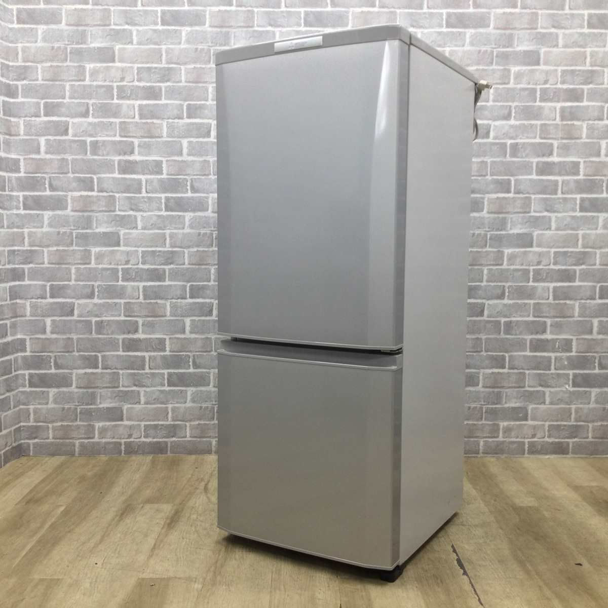 三菱 2ドア冷凍冷蔵庫 146L MR-P15Y-S シルバー 2015年製