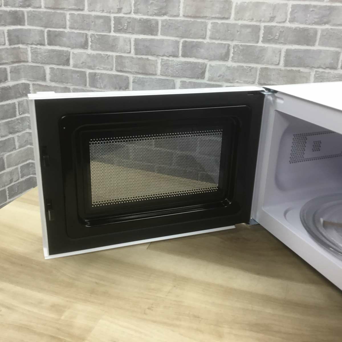 ハイアール 電子レンジ 700W 17L 60hz 西日本専用 ホワイト JM-17K-60 2024年製