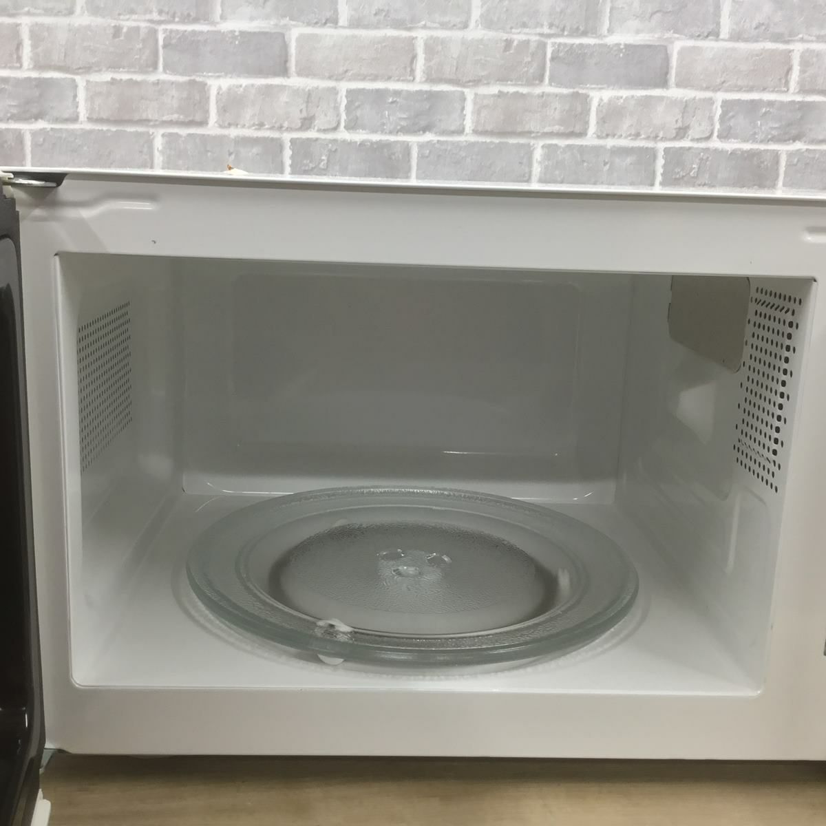 電子レンジ 500W 18L 50-60hz 全国対応 ホワイト AR-G18H 2021年製