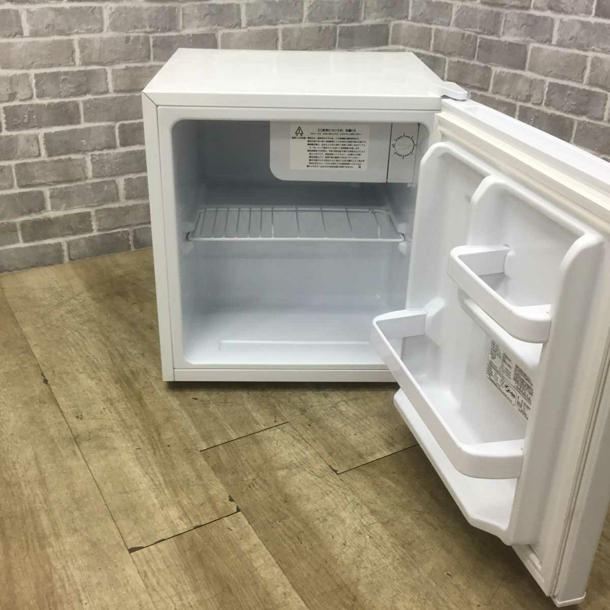 アビテラックス 冷蔵庫 1ドア 45L 右開き ホワイト AR-49 2023年製