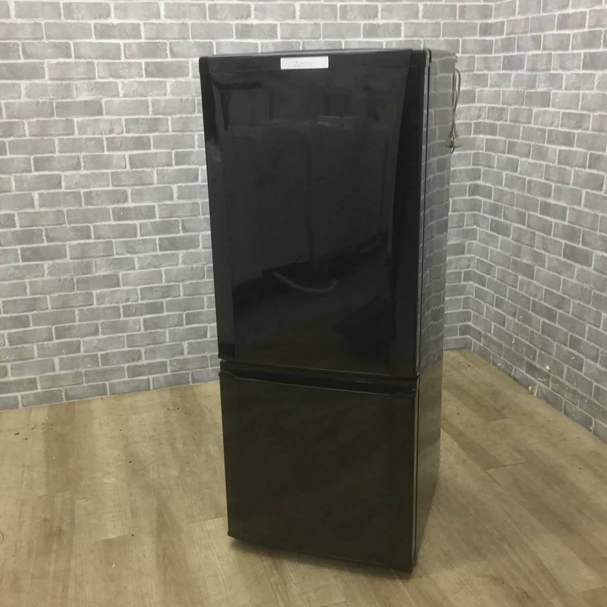 三菱電機 冷蔵庫 2ドア 146L ブラック MR-P15Z-B 2016年製