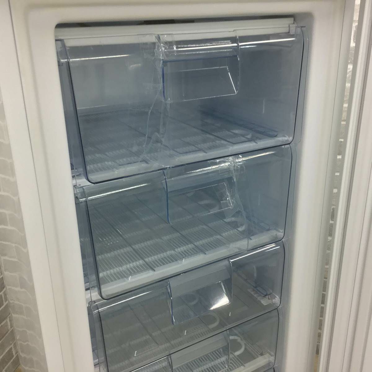 アイリスオーヤマ 冷凍庫 1ドア 175L 右開き ホワイト IUSD-18A-W 2020年製