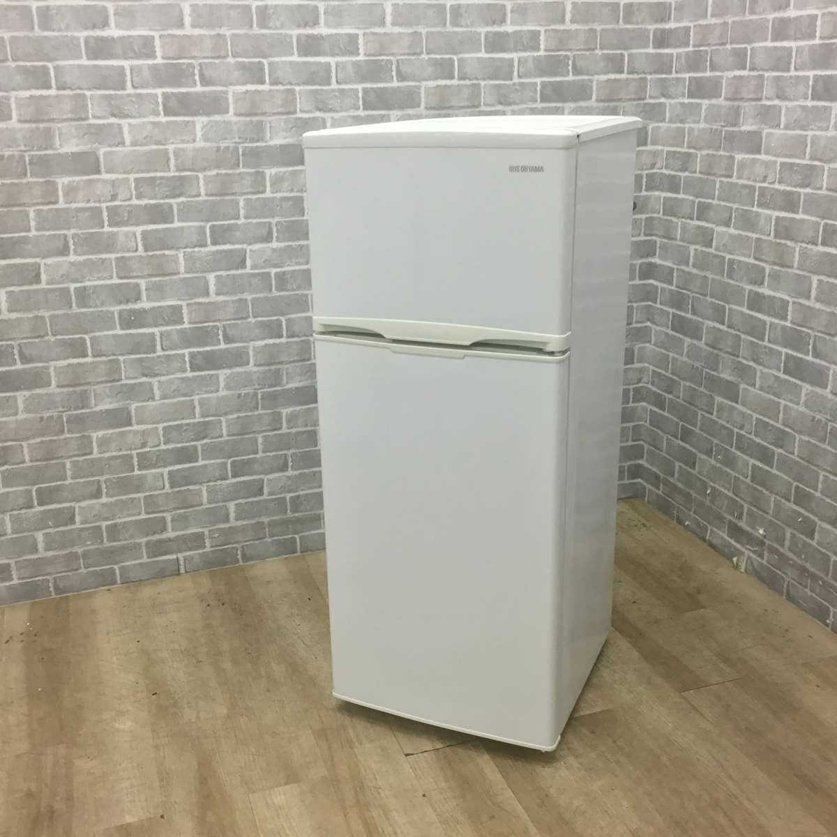 アイリスオーヤマ 冷蔵庫 2ドア 118L 右開き ホワイト AF118-W 2018年製