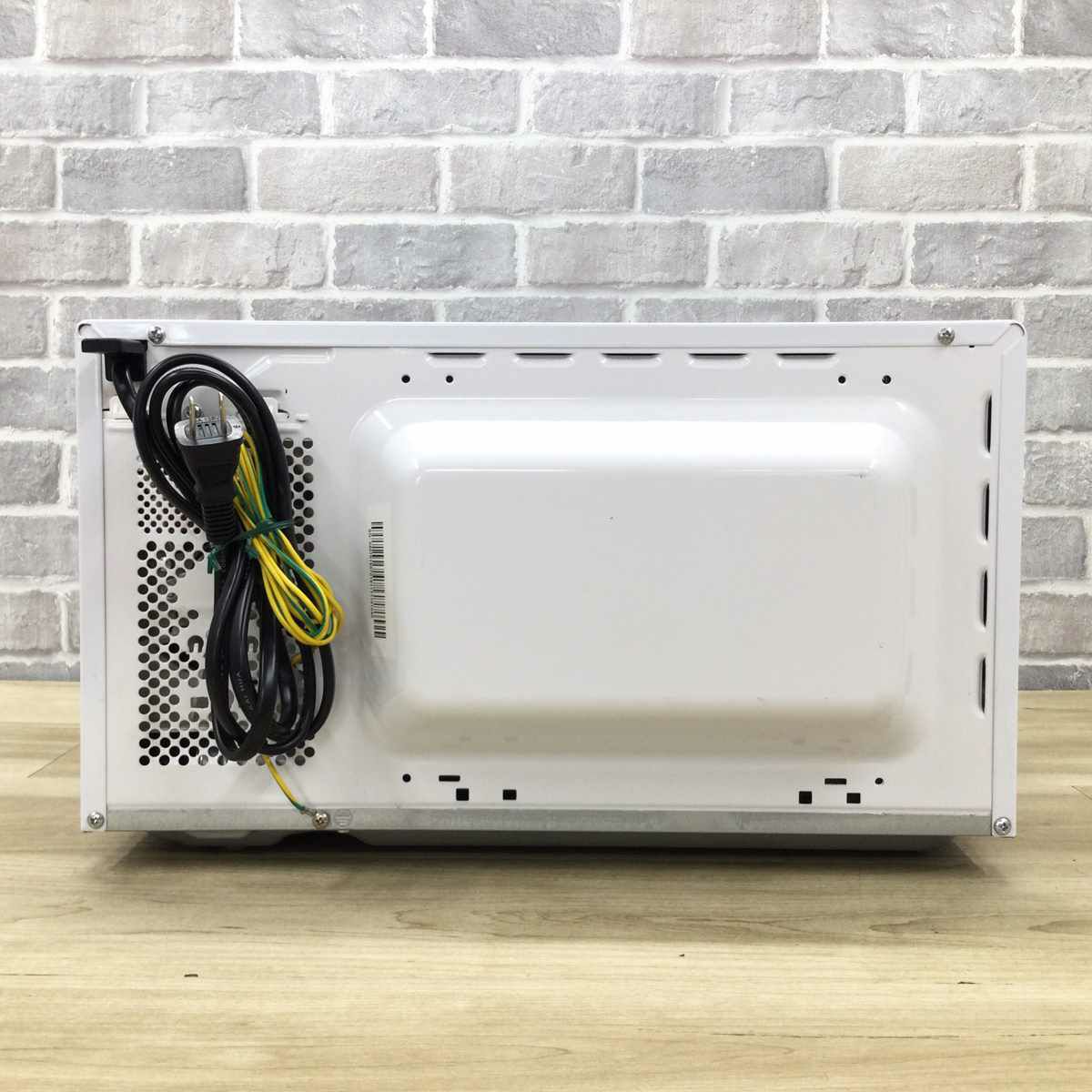 東芝 電子レンジ 700W 17L 50hz 東日本専用 ホワイト MFM-S17A-50HZ(W) 2019年製