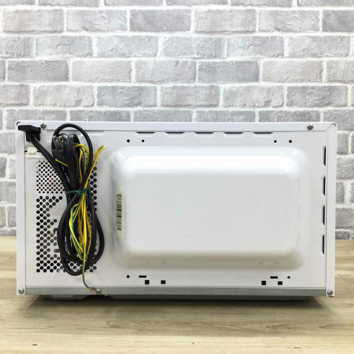 東芝 電子レンジ 700W 17L 50hz 東日本専用 ホワイト MFM-S17A-50HZ(W) 2018年製