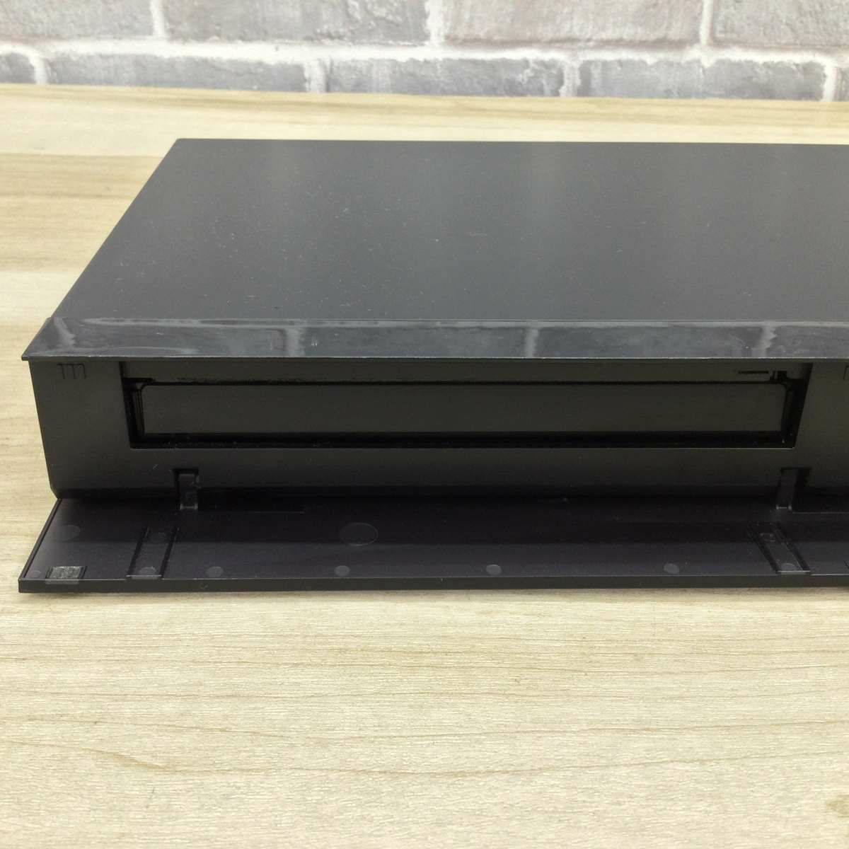 パナソニック DIGA ブルーレイレコーダー 500GB 2番組同時録画 ブラック DMR-BRW560 2019年製