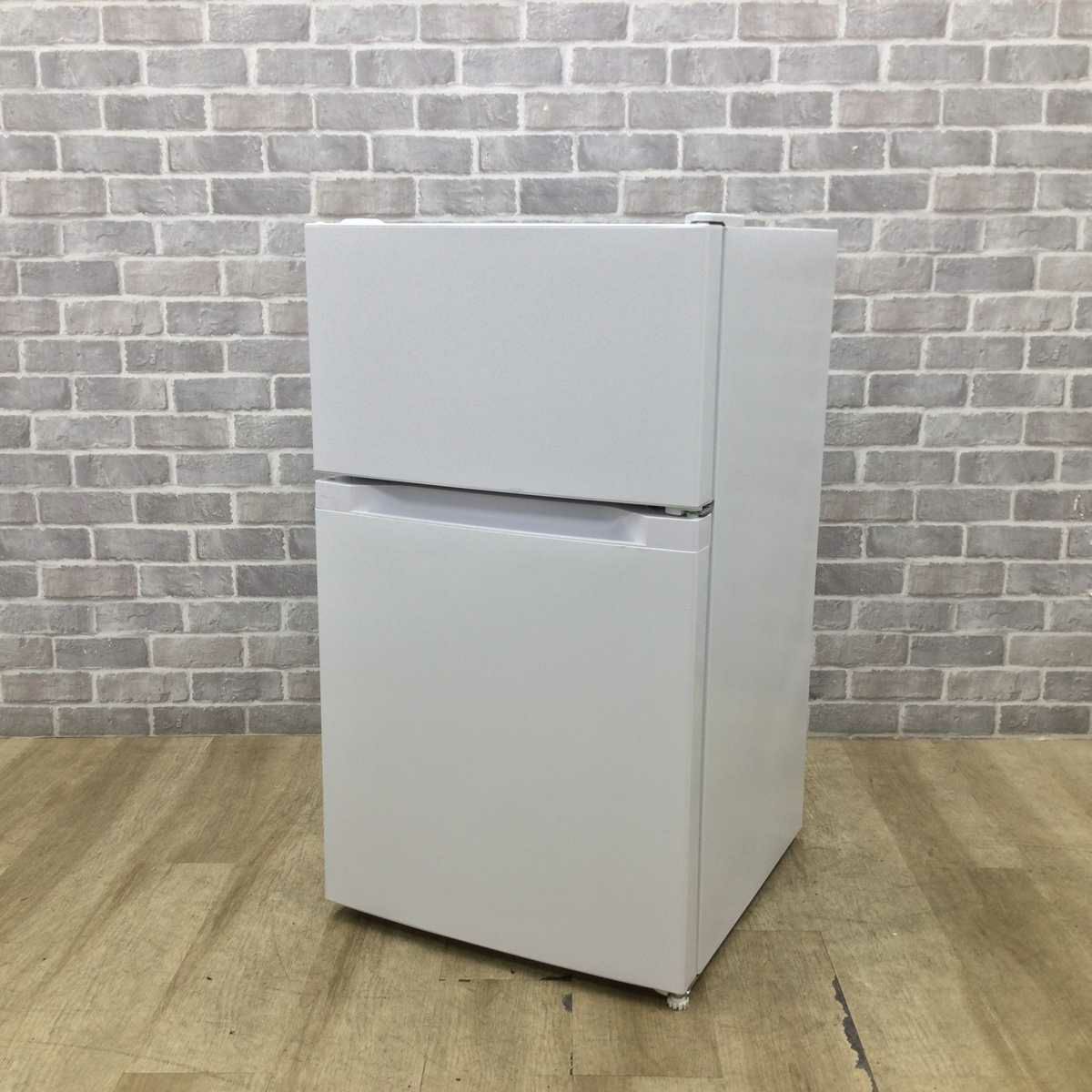 アイリスオーヤマ 冷蔵庫 2ドア 87L 右開き ホワイト PRC-B092D 2023年製