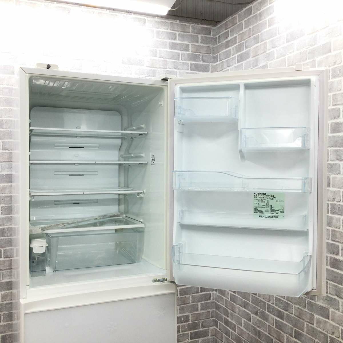 東芝 VEGETA 冷蔵庫 5ドア 410L 右開き ホワイト GR-K41GXV(ZW) 2017年製