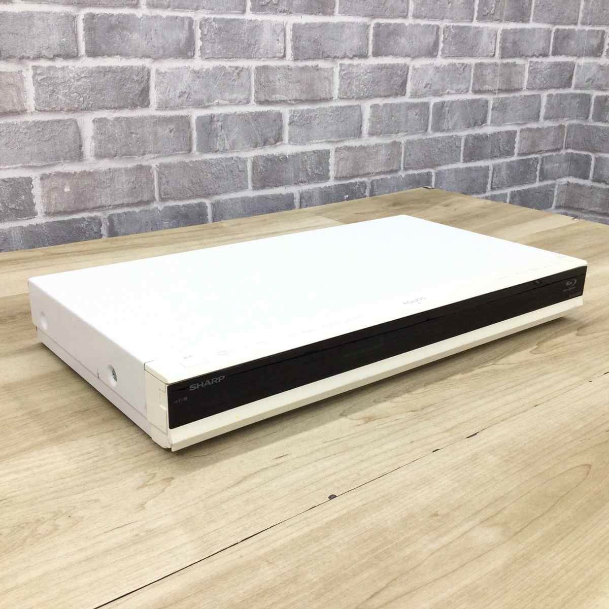 シャープ AQUOS ブルーレイレコーダー HDD1TB 2番組同時録画 ホワイト BD-W1800W 2016年製