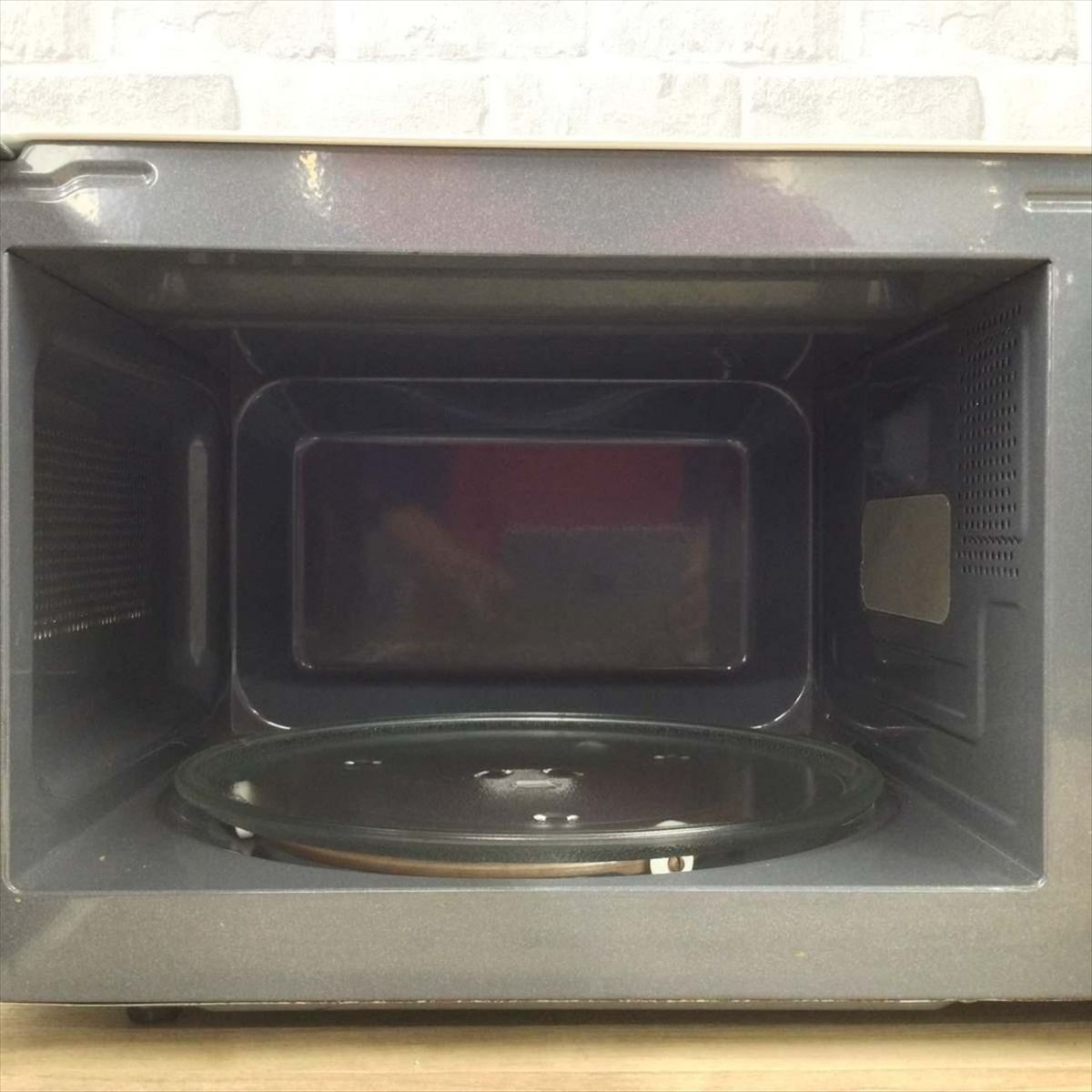 SHARP 電子レンジ 520W 18L 全国対応 50-60hz RE-TM18-W 2018年製