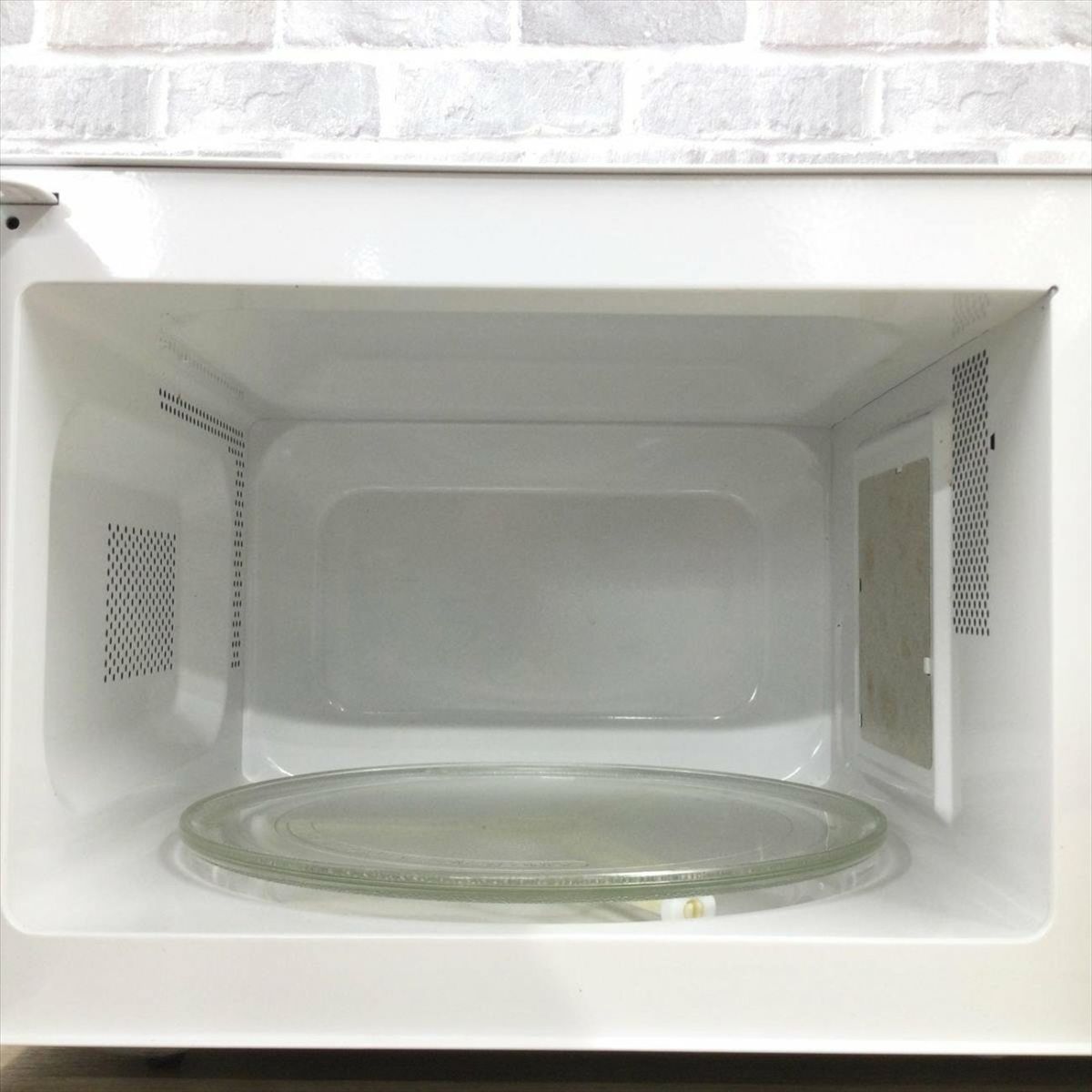 SHARP 電子レンジ 700W 20L 東日本 50hz専用 RE-T3-W5 2018年製