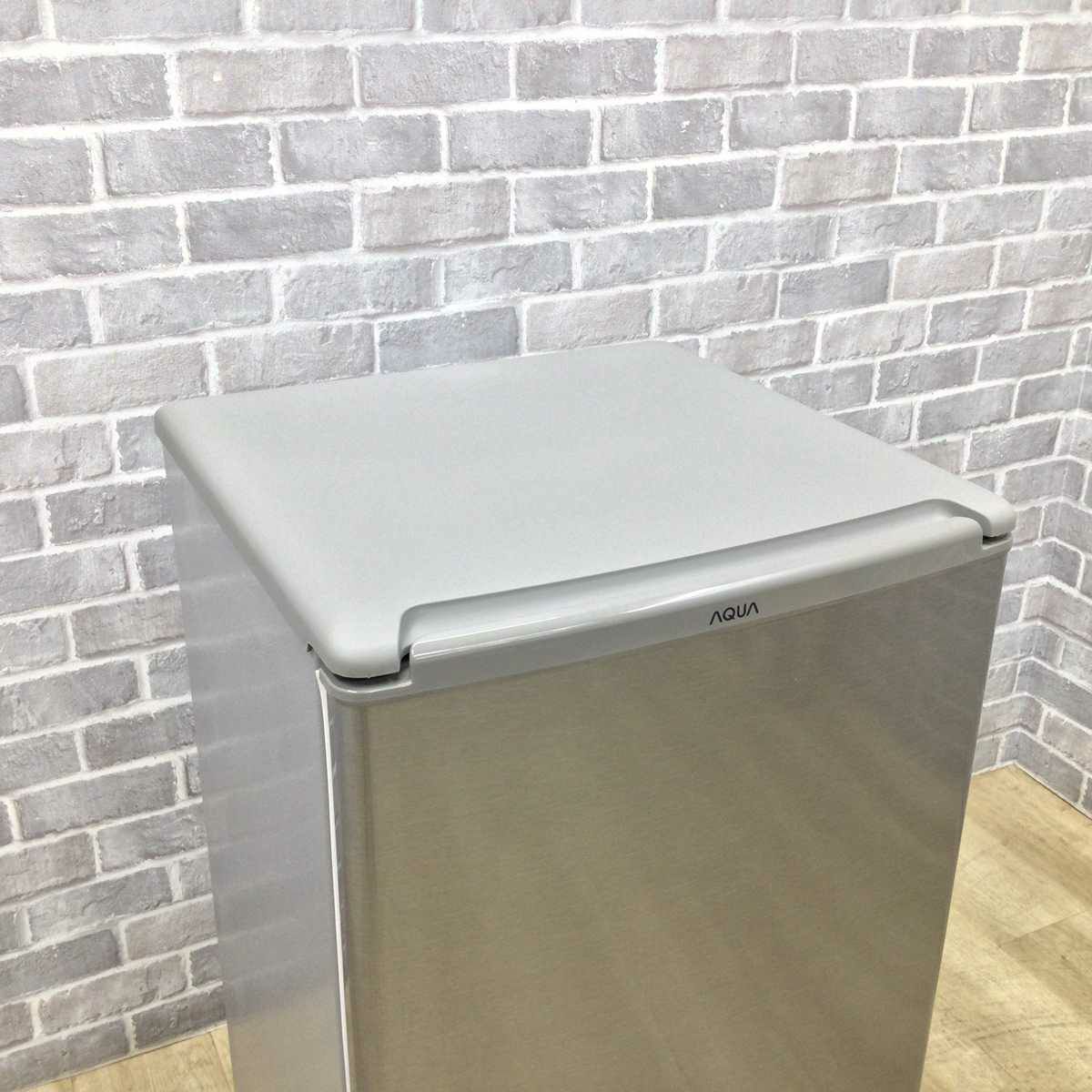アクア 冷蔵庫 1ドア 75L 右開き シルバー AQR-8G 2021年製