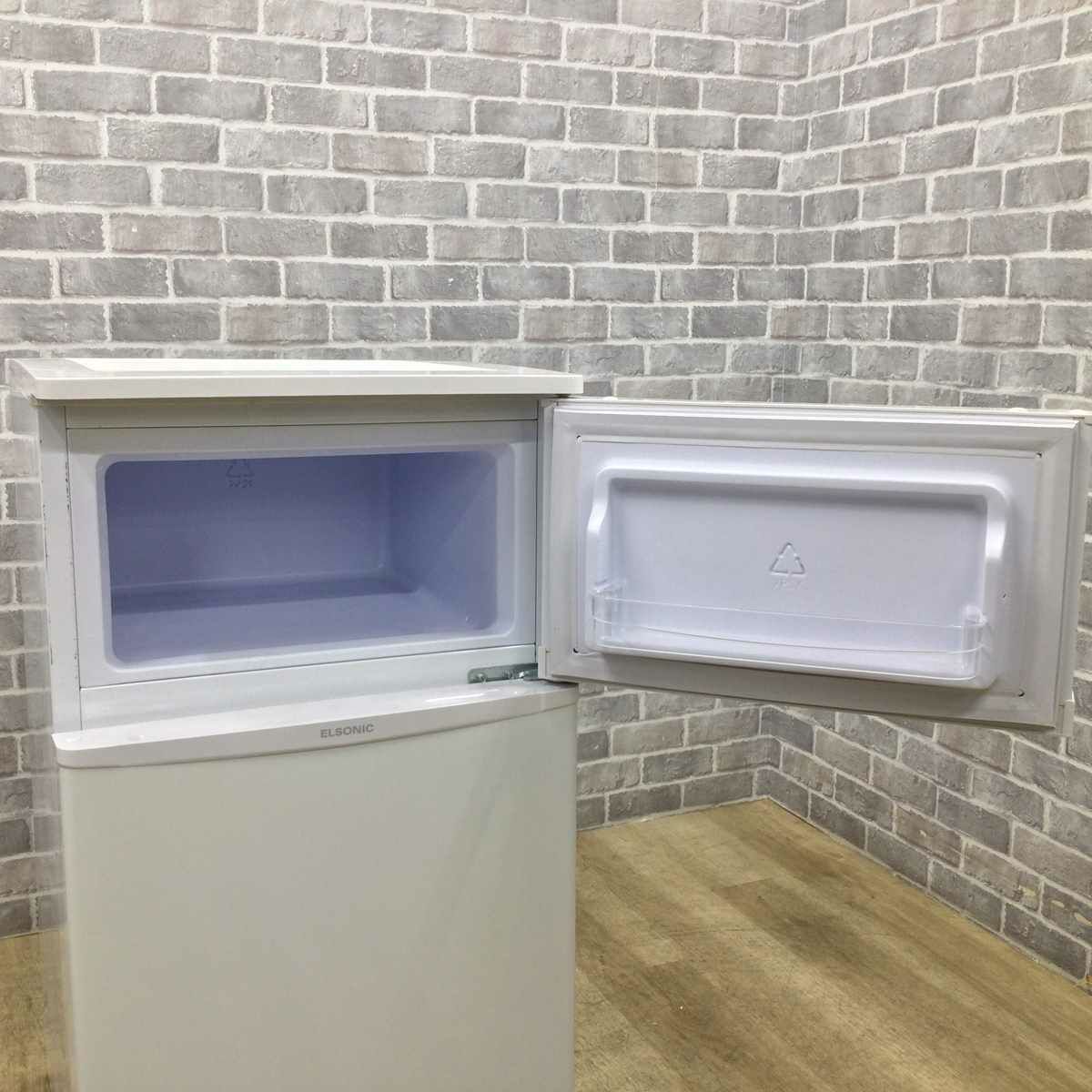 エルソニック 冷蔵庫 2ドア 83L ホワイト EJ-R832W 2021年製