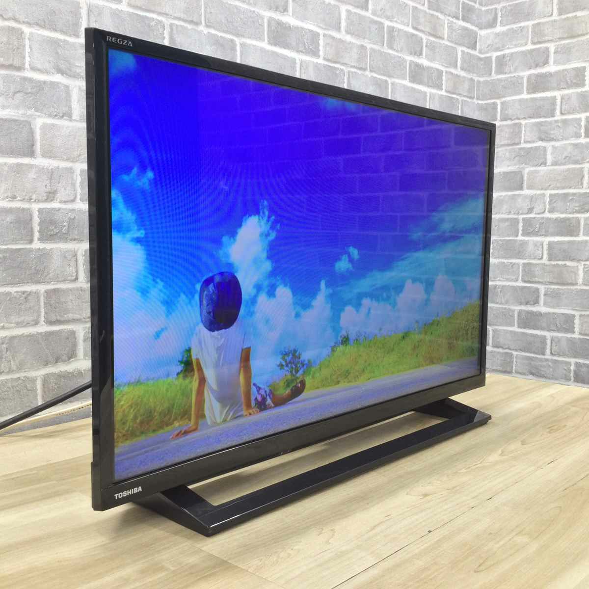 東芝 REGZA テレビ 32インチ ブラック 32S22 2018年製