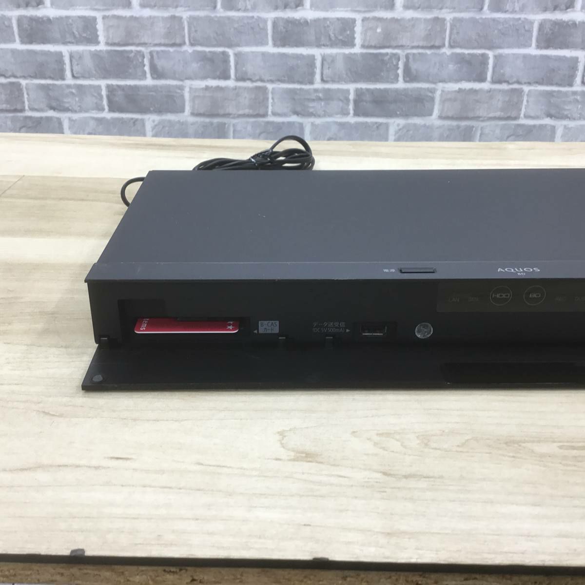 シャープ AQUOS ブルーレイレコーダー HDD1TB 3番組同時録画 ブラック BD-NT1200 2018年製
