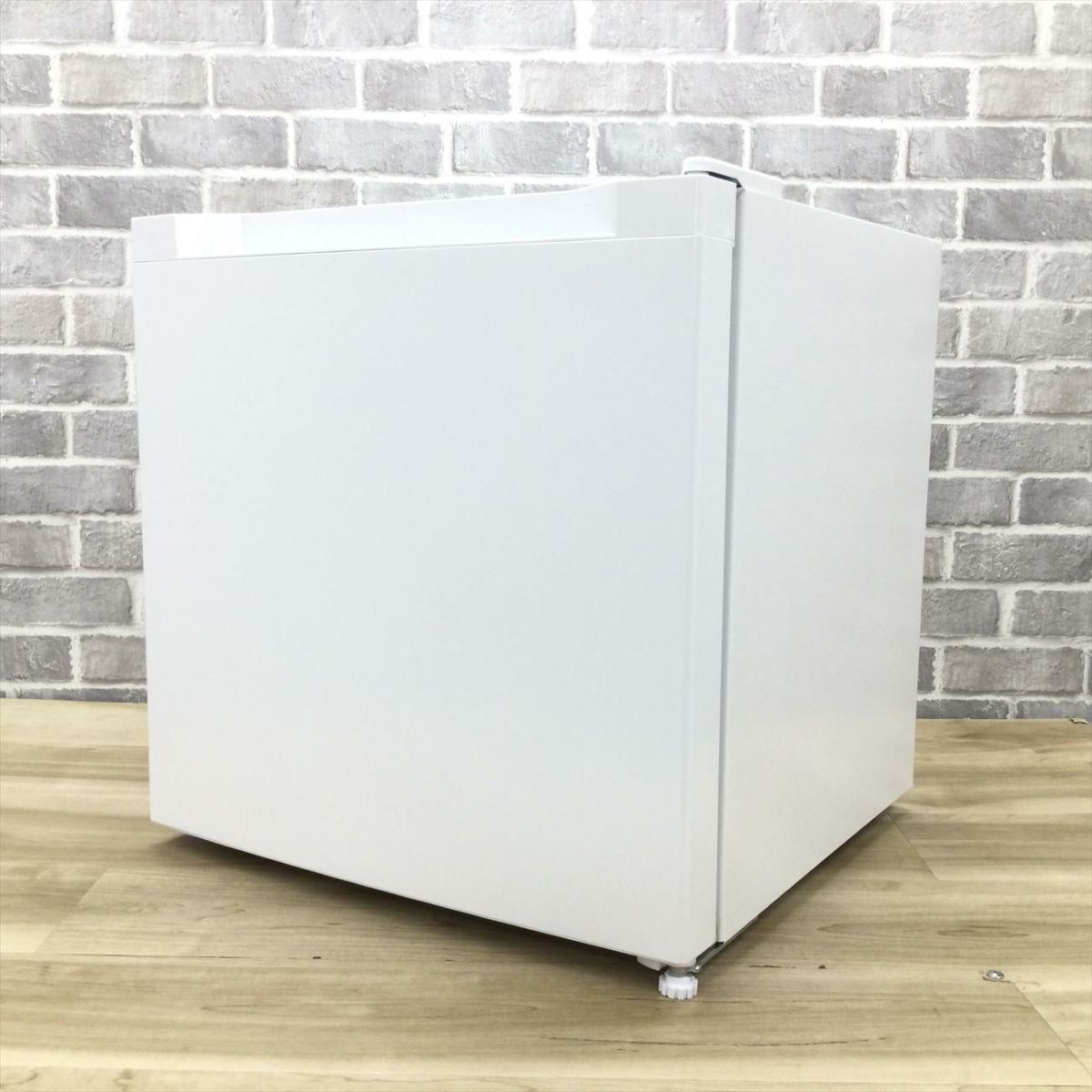 アイリスオーヤマ 	冷凍庫 1ドア 31L ホワイト PF-A31FD-W 2025年製