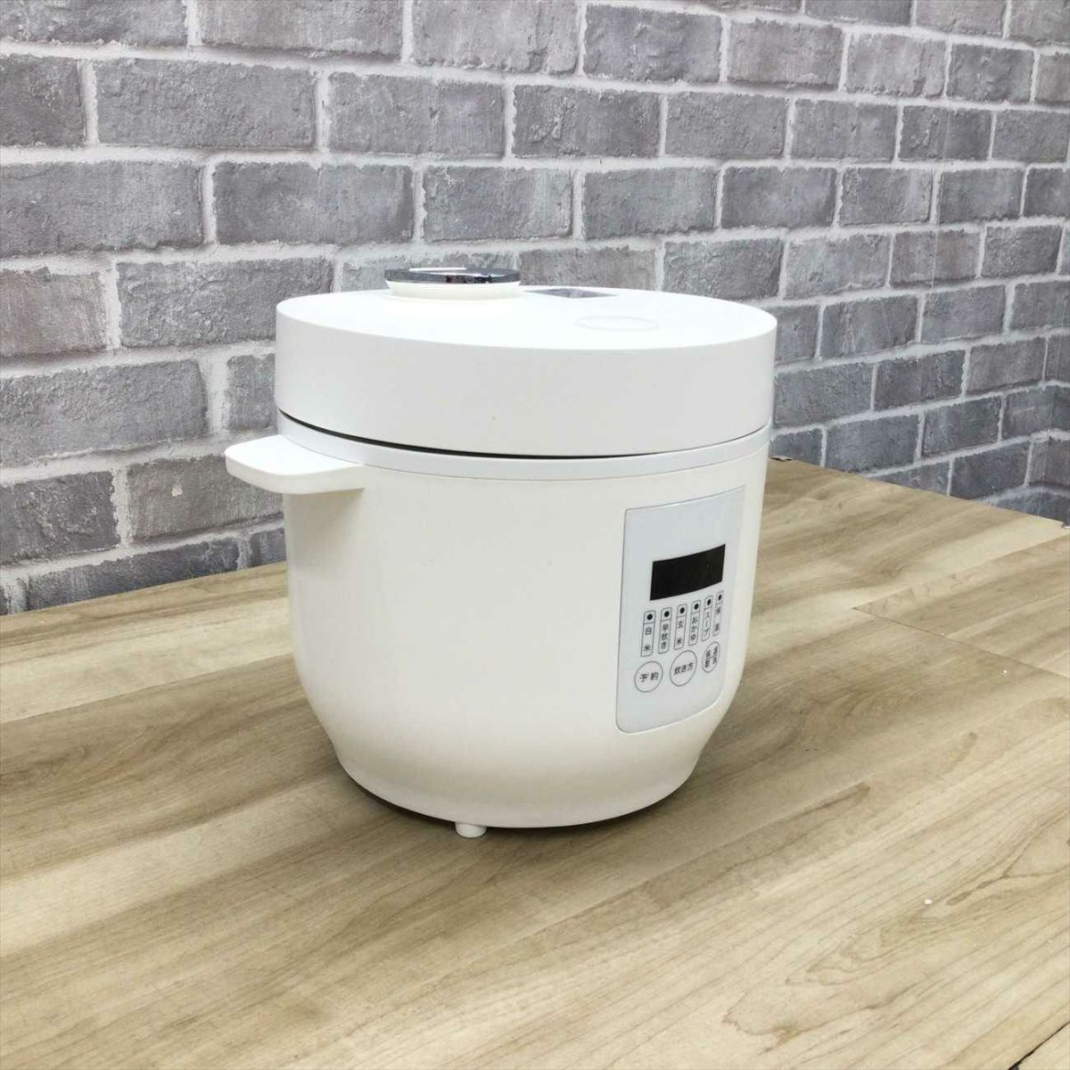 ヒロコーポ コンパクトライスクッカー3合炊き ホワイト 	HK-RC03(WH) 2023年製