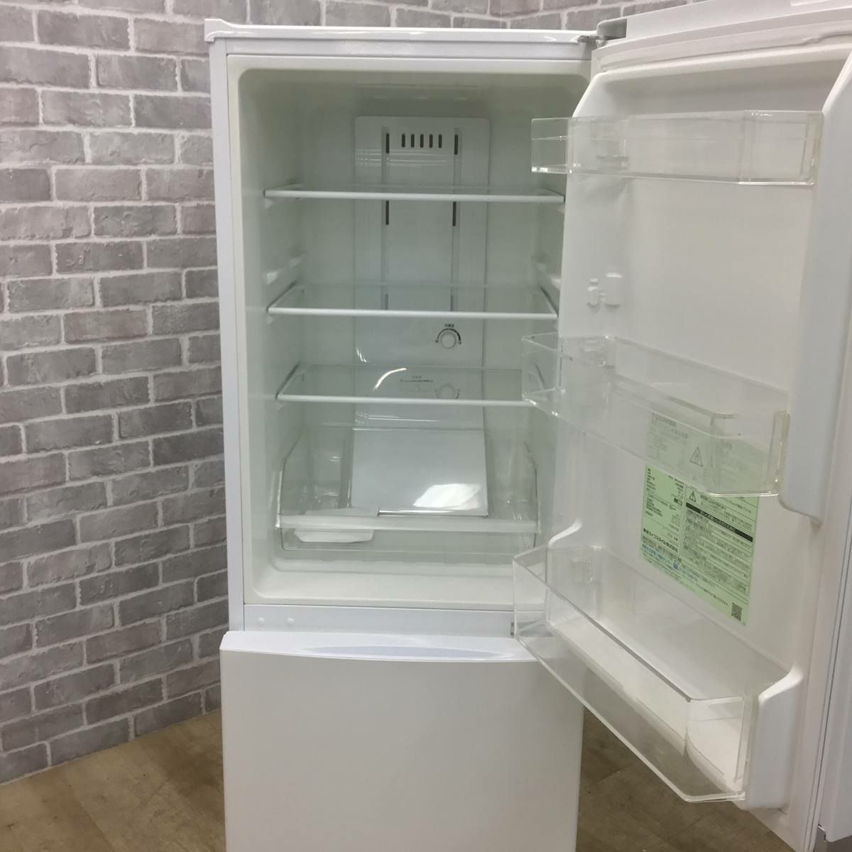 東芝 冷蔵庫 2ドア 153L 右開き ホワイト GR-R15BS(W) 2019年製