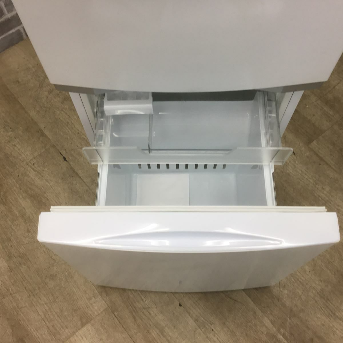 東芝 冷蔵庫 2ドア 153L 右開き ホワイト GR-R15BS(W) 2019年製