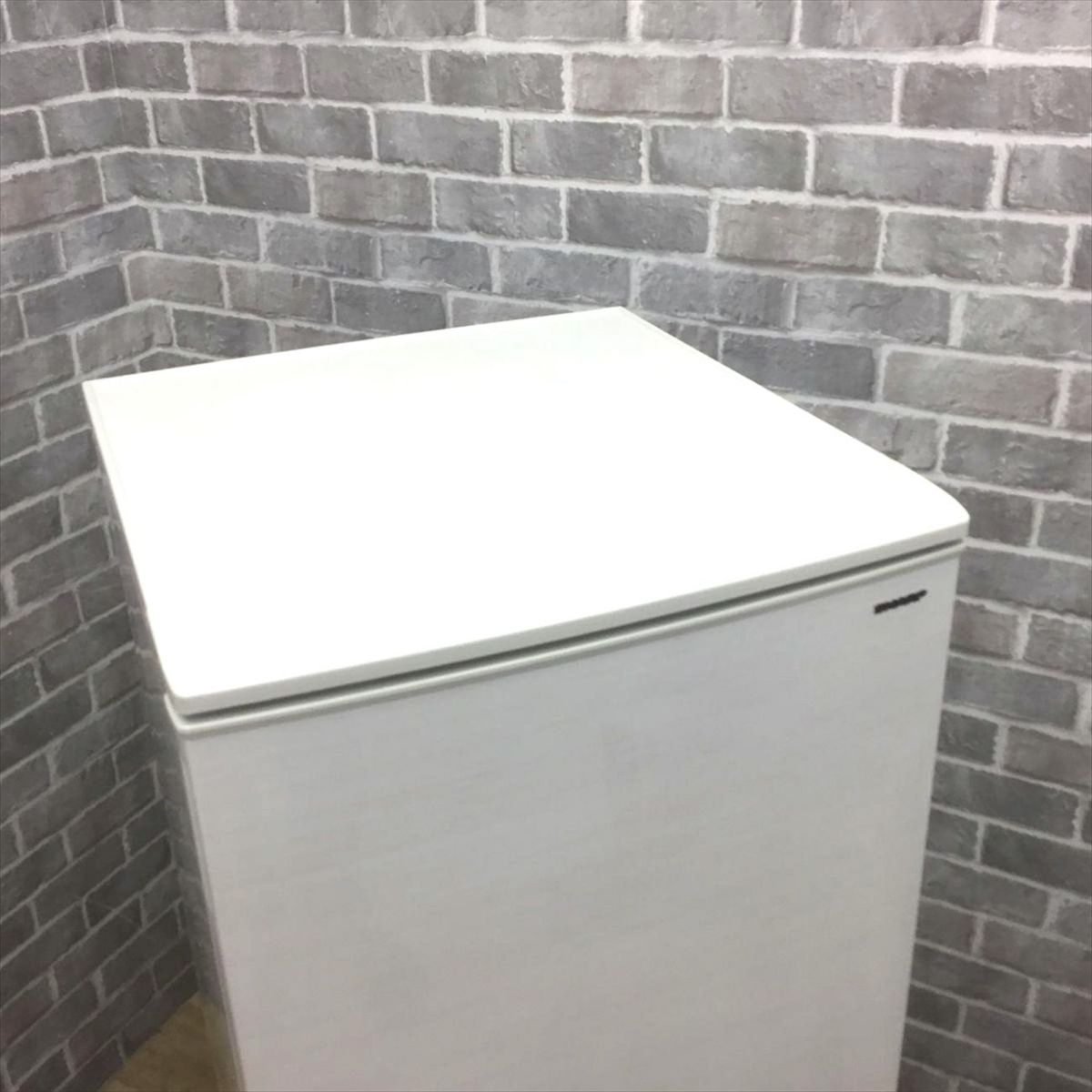 SHARP 冷蔵庫 2ドア 137L つけかえどっちもドア ホワイト SJ-D14D-W 2018年製