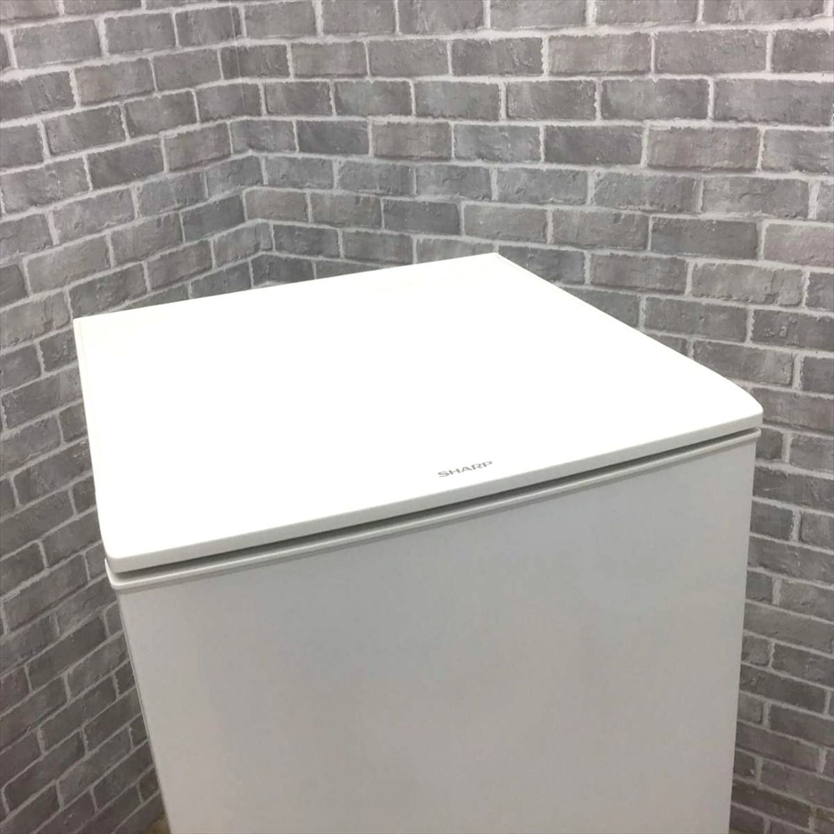 SHARP 冷蔵庫 2ドア 137L つけかえどっちもドア ホワイト SJ-D14B-W 2016年製