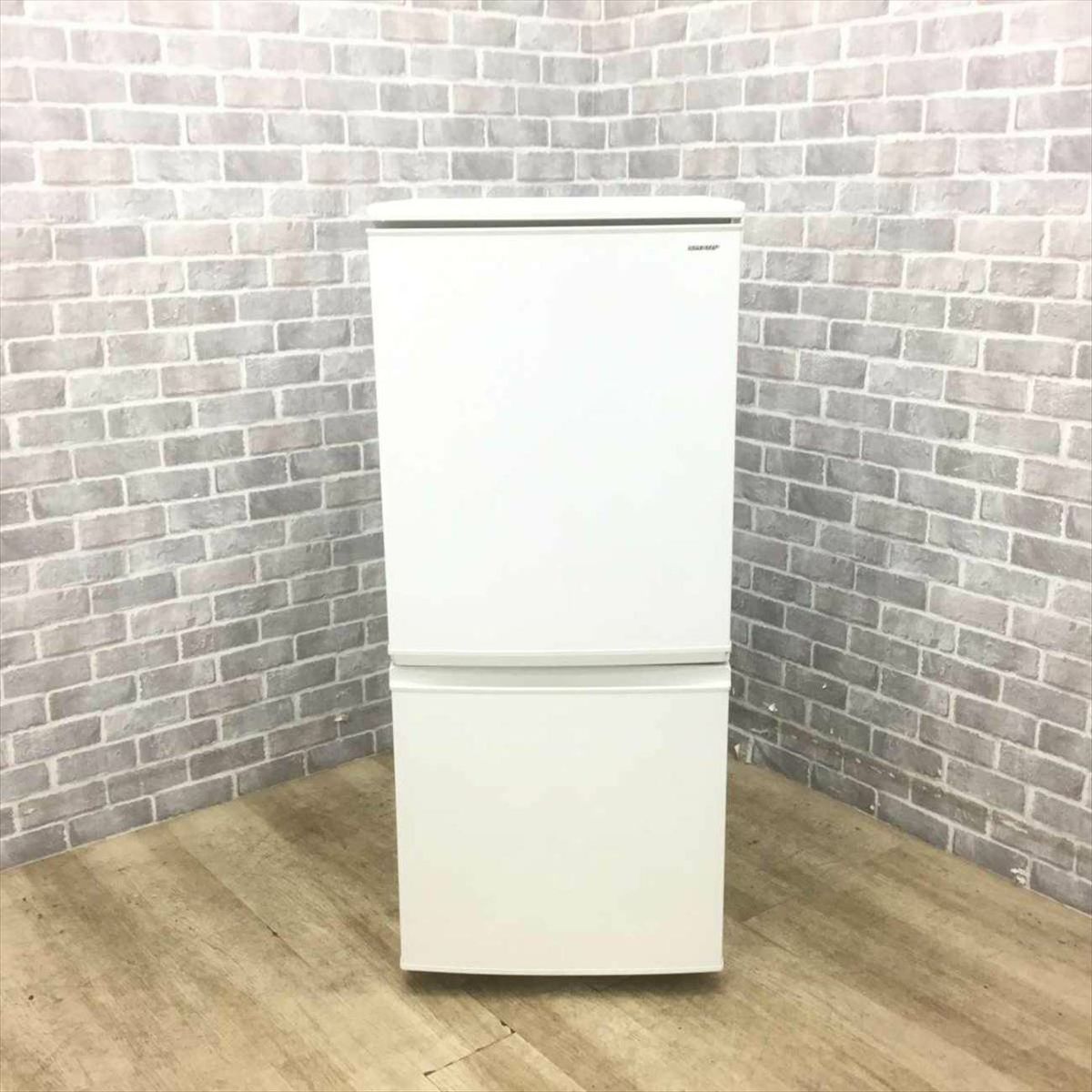 SHARP 冷蔵庫 2ドア 137L つけかえどっちもドア ホワイト SJ-D14D-W 2018年製