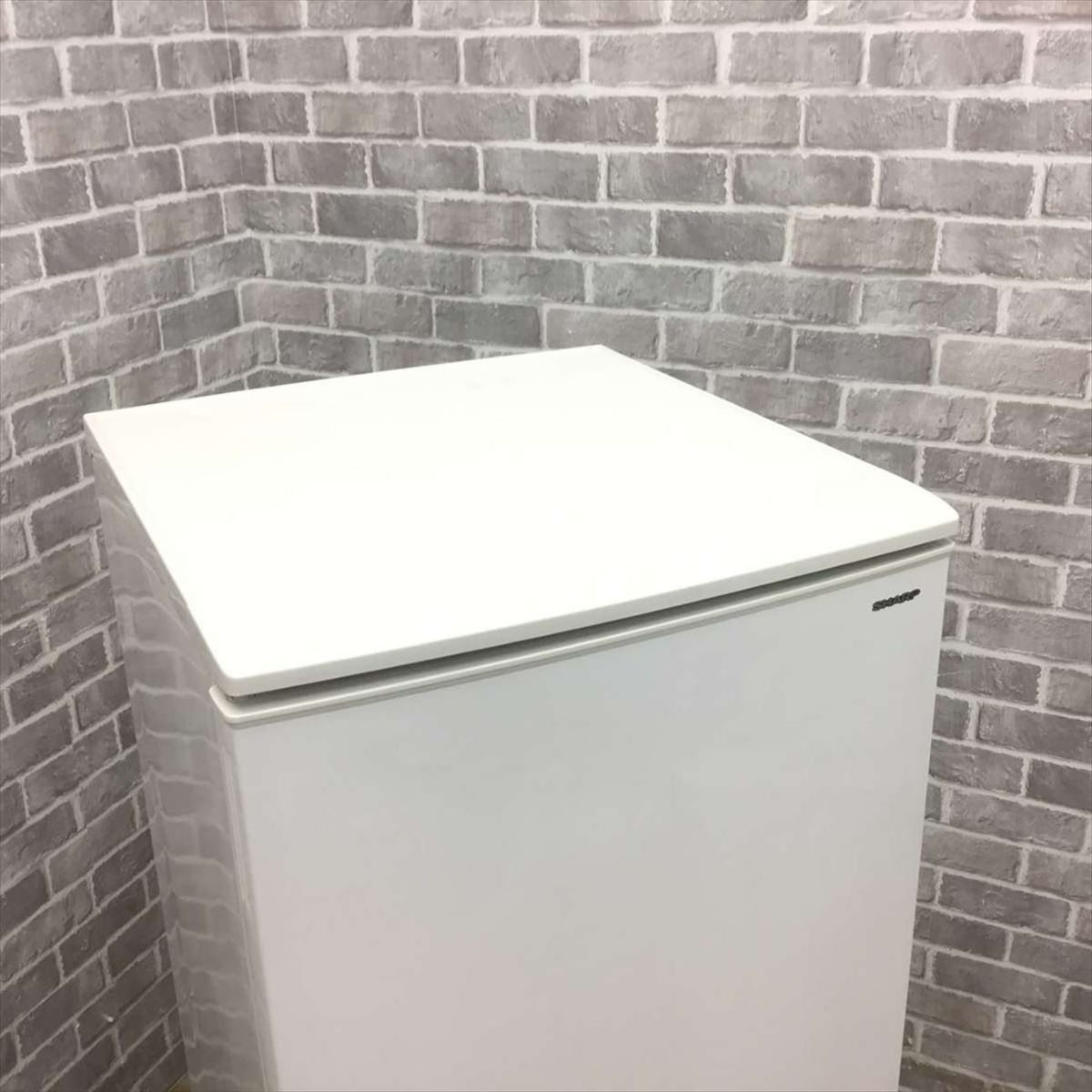 SHARP 冷蔵庫 2ドア 137L つけかえどっちもドア ホワイト SJ-D14D-W 2018年製