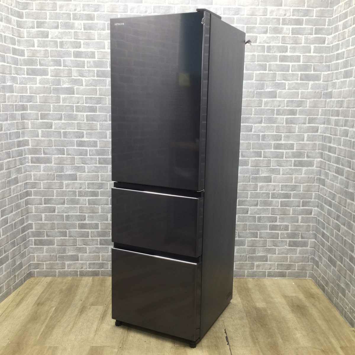 日立 冷蔵庫 3ドア 315L  右開き ブラック R-V32KV-K 2020年製