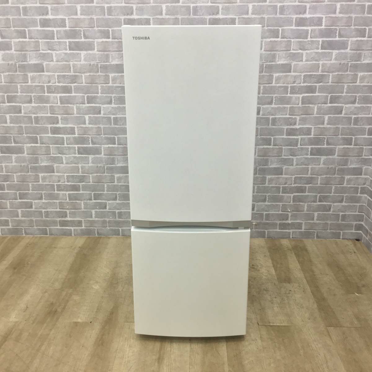 東芝 冷蔵庫 2ドア 153L 右開き ホワイト GR-R15BS(W) 2019年製
