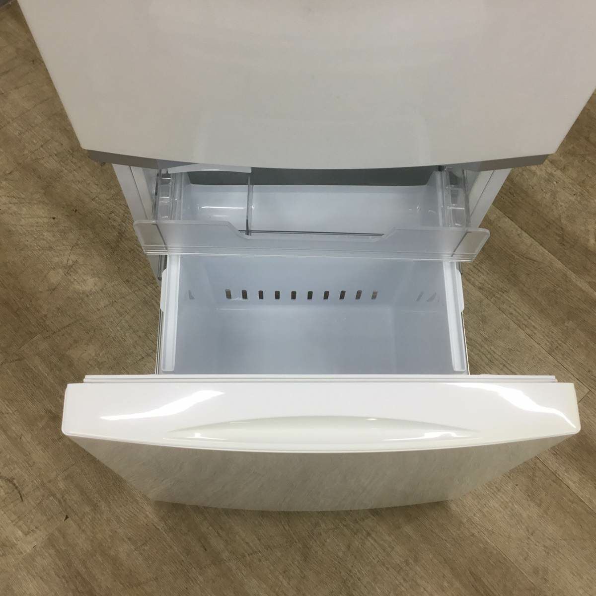 東芝 冷蔵庫 2ドア 153L 右開き ホワイト GR-R15BS(W) 2019年製