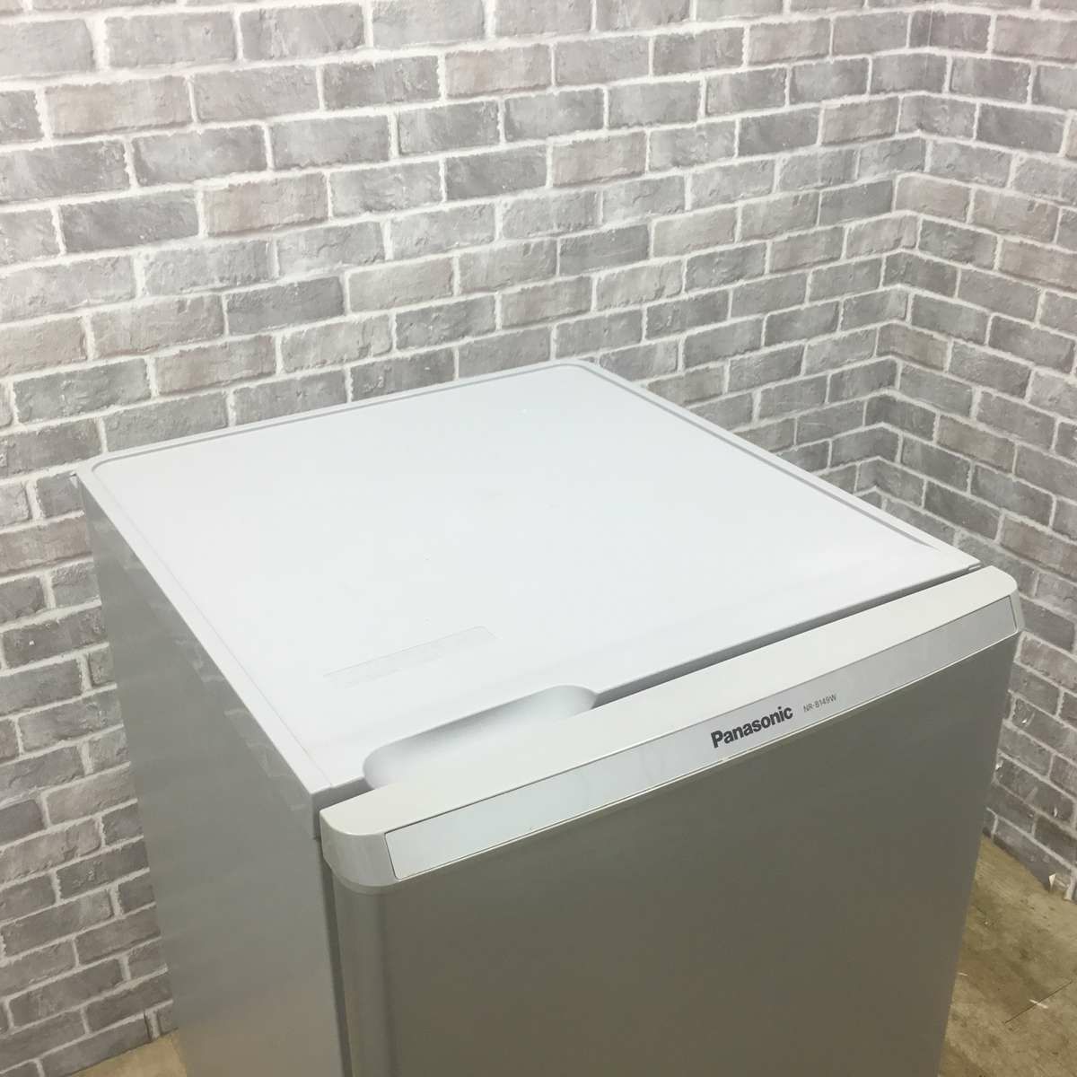 パナソニック 冷蔵庫 2ドア 138L 右開き シルバー NR-B149W-S 2017年製