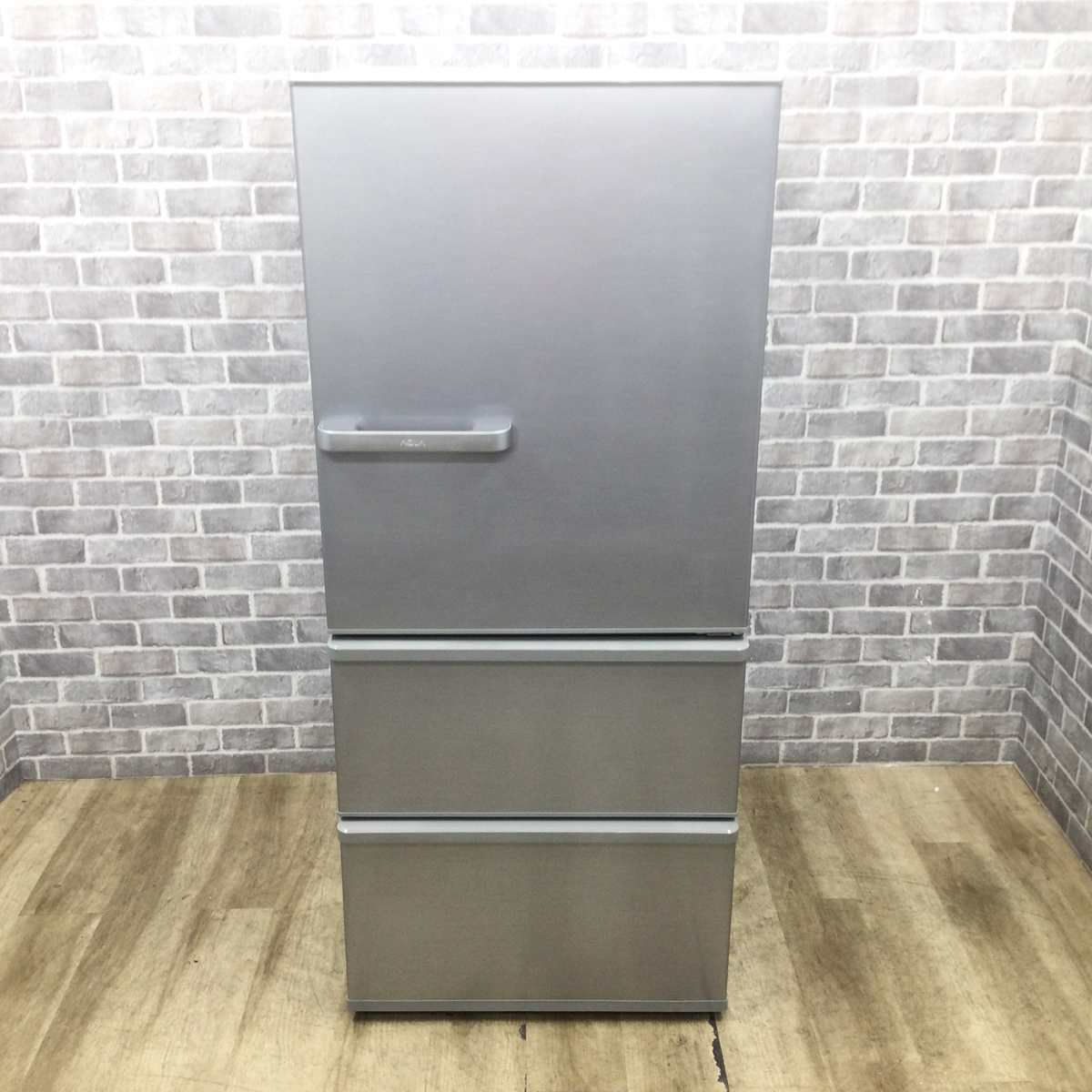 アクア 冷蔵庫 3ドア 272L 右開き シルバー  AQR-27G2(S) 2018年製