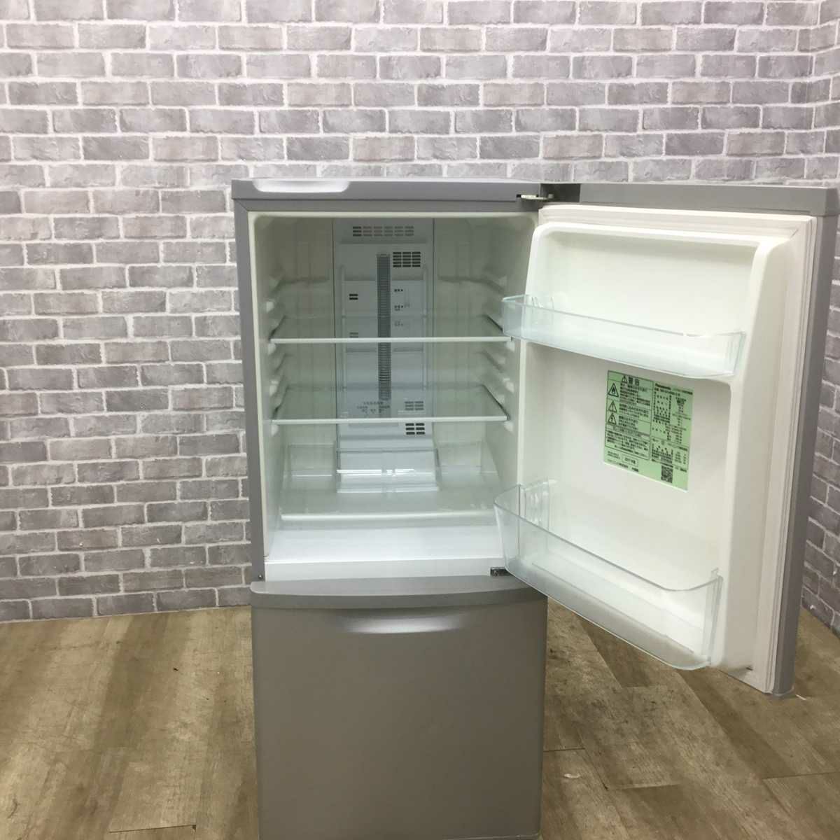 パナソニック 冷蔵庫 2ドア 138L 右開き シルバー NR-B149W-S 2017年製