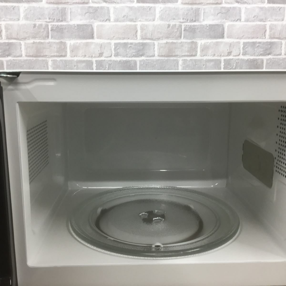 ヤマダ電機 単機能電子レンジ 17L 50hz 東日本専用 ホワイト YMW17HL5 2024年製